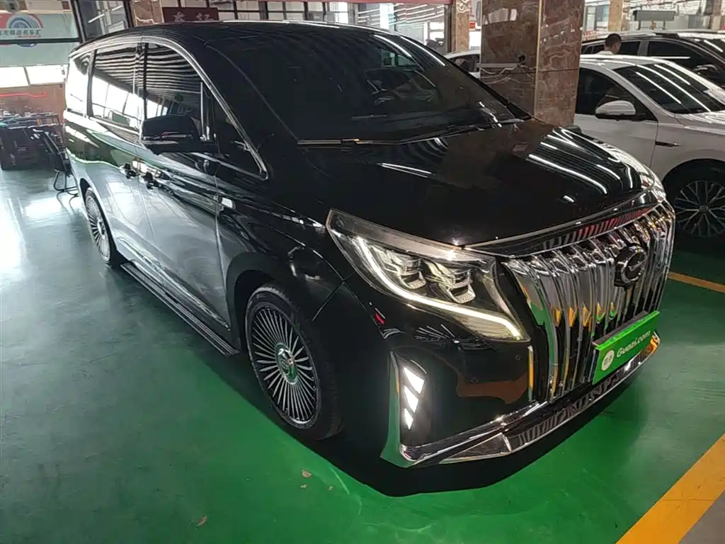 GAC Motor Trumpchi M8 2022 — фото 4