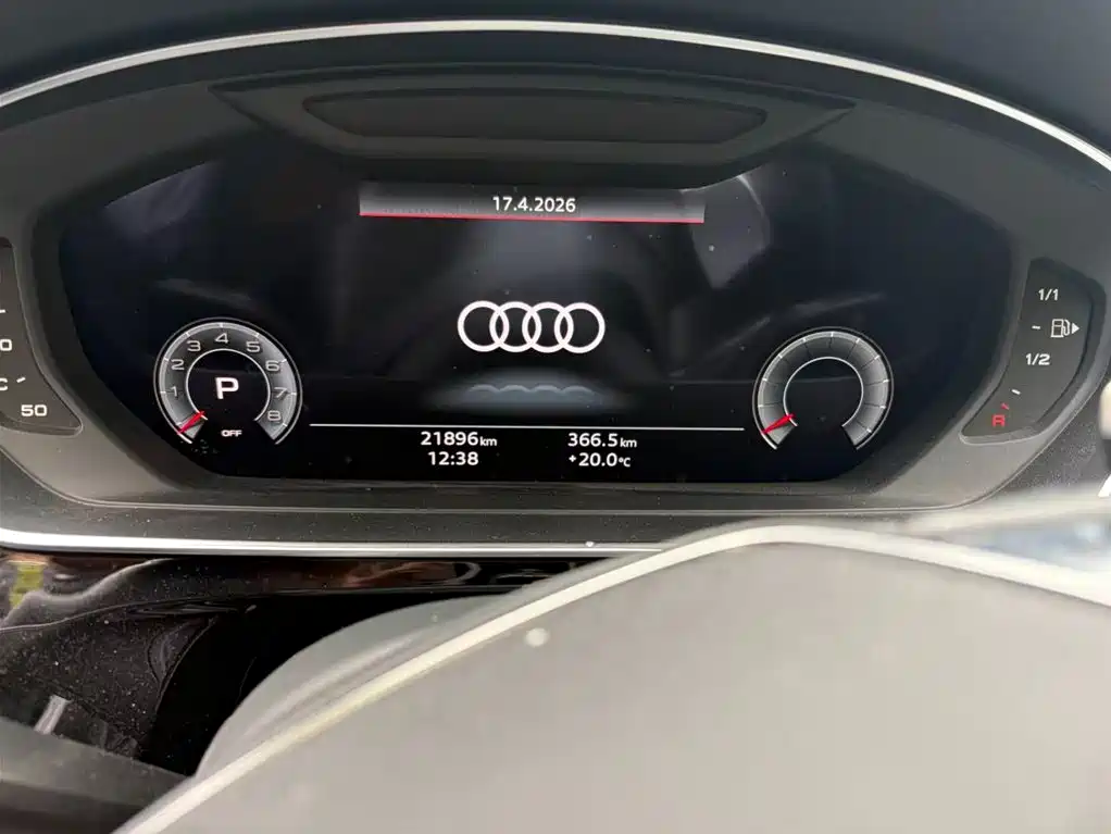 Audi A8 2021 — фото 13