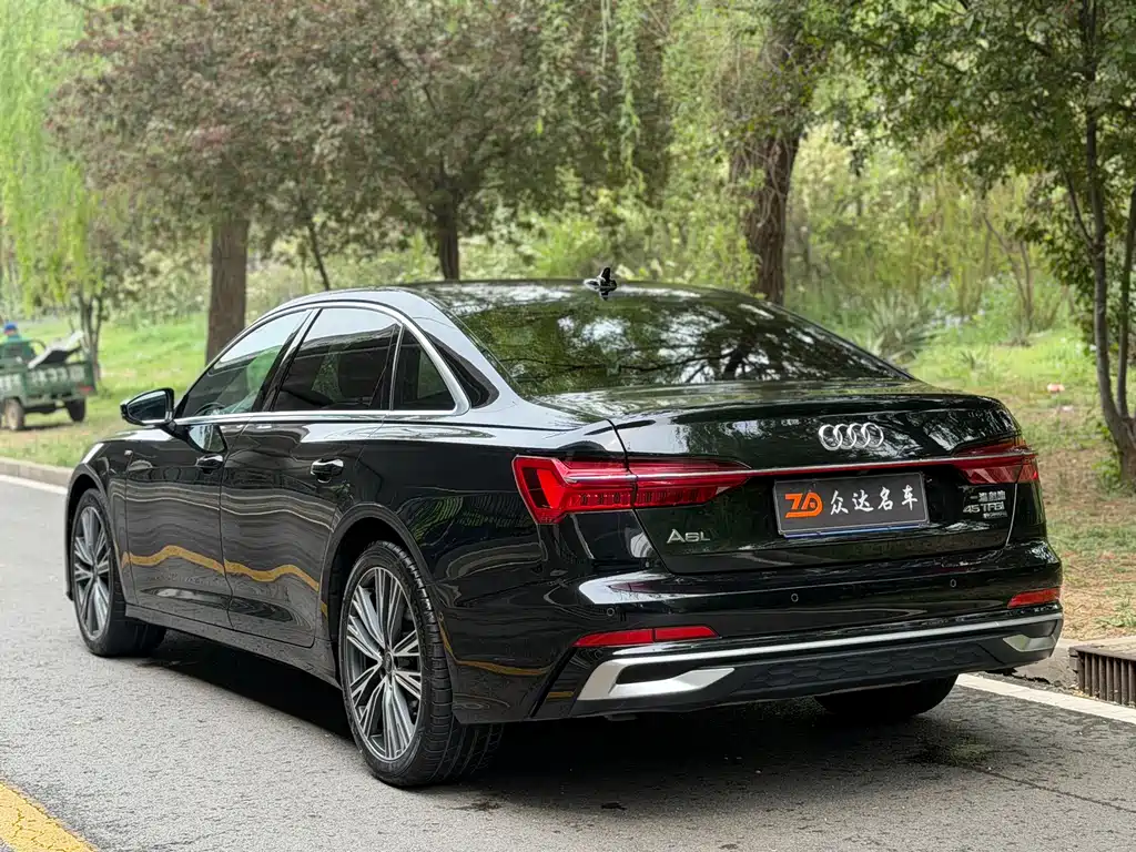Audi A6L 2022 — фото 17