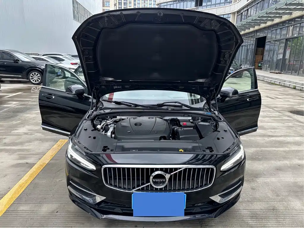 Volvo S90 2018 — фото 7