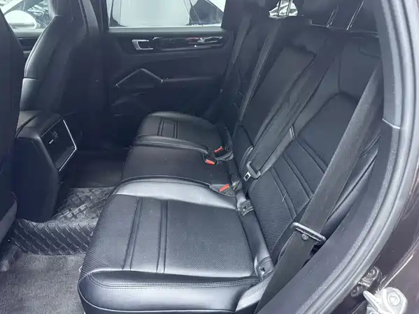Porsche Cayenne 2019