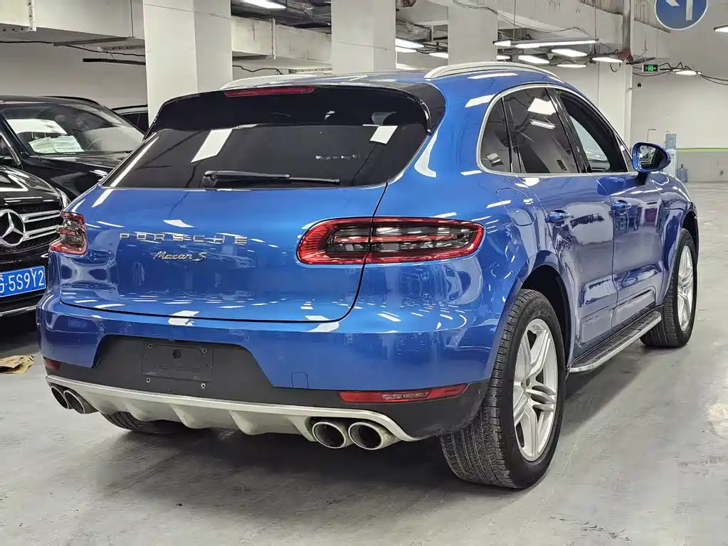 Porsche Macan 2016 — фото 16
