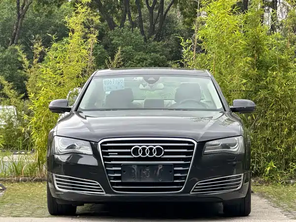 Audi A8 2013