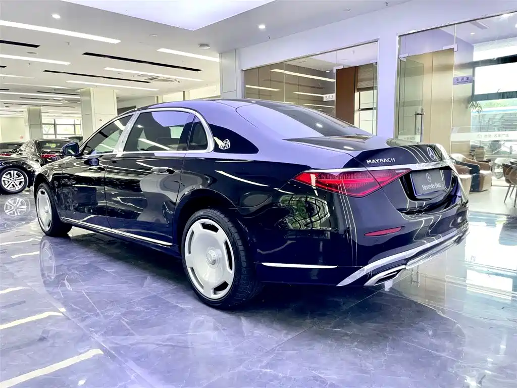 Mercedes-Benz S-Class 2023