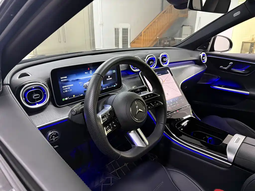 Mercedes-Benz C-Class 2022 — фото 9