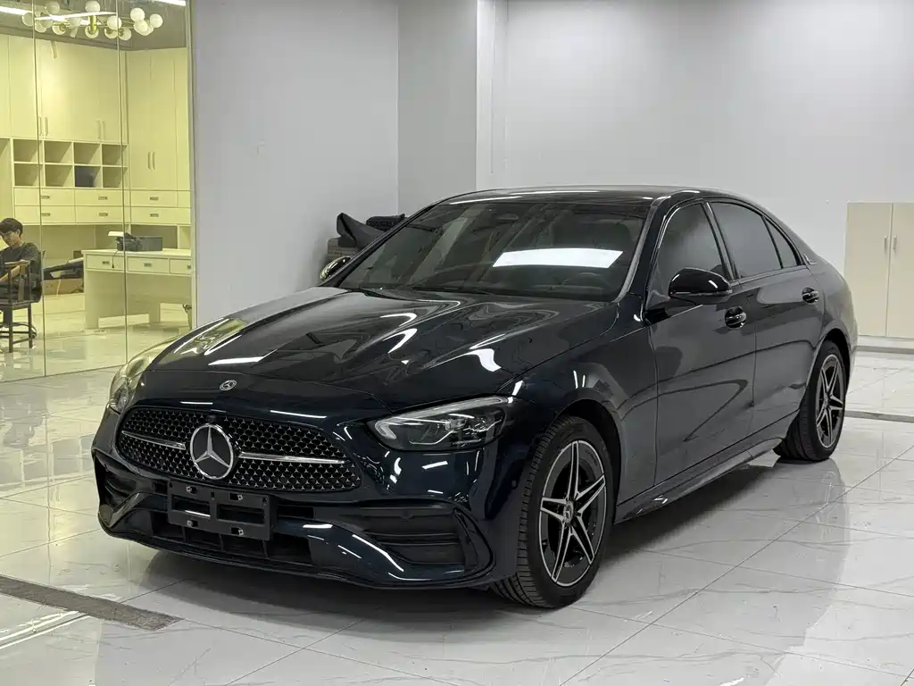 Mercedes-Benz C-Class 2022