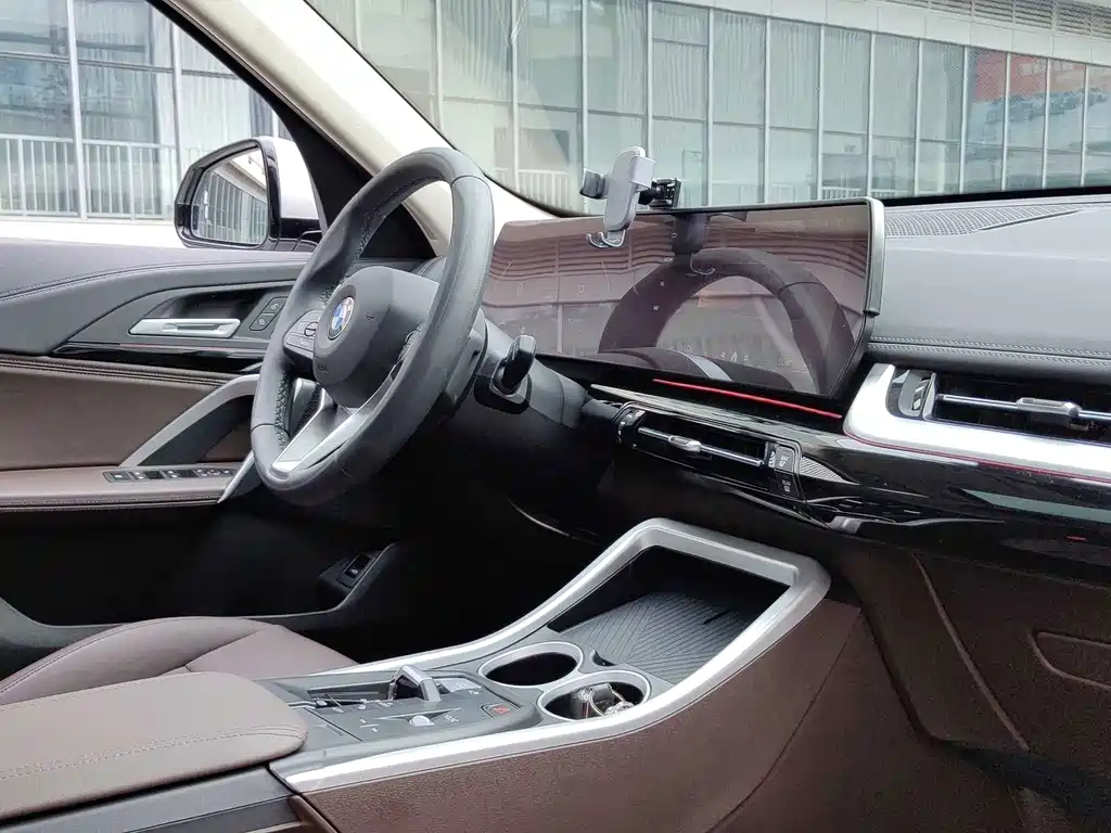BMW X1 2024 — фото 12