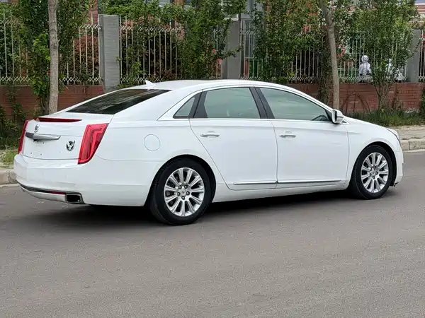 Cadillac XTS 2015