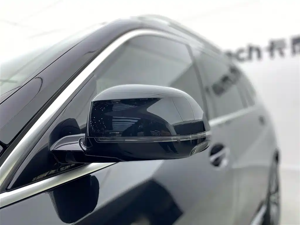 BMW X7 2023 — фото 34