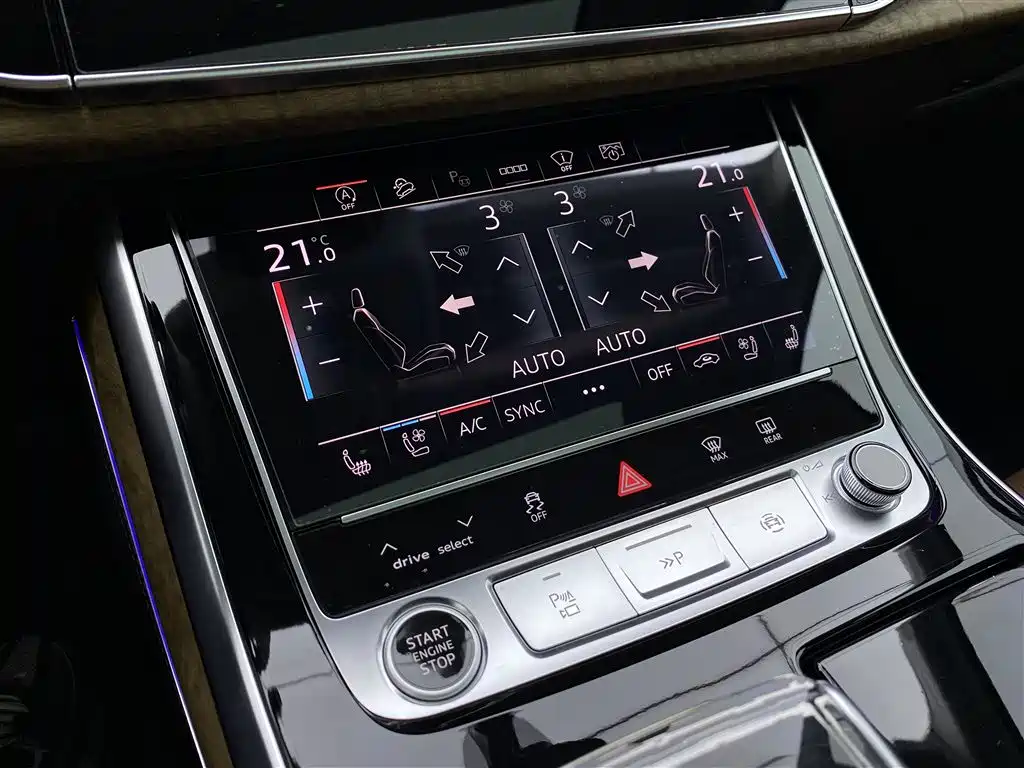 Audi Q7 2023 — фото 21