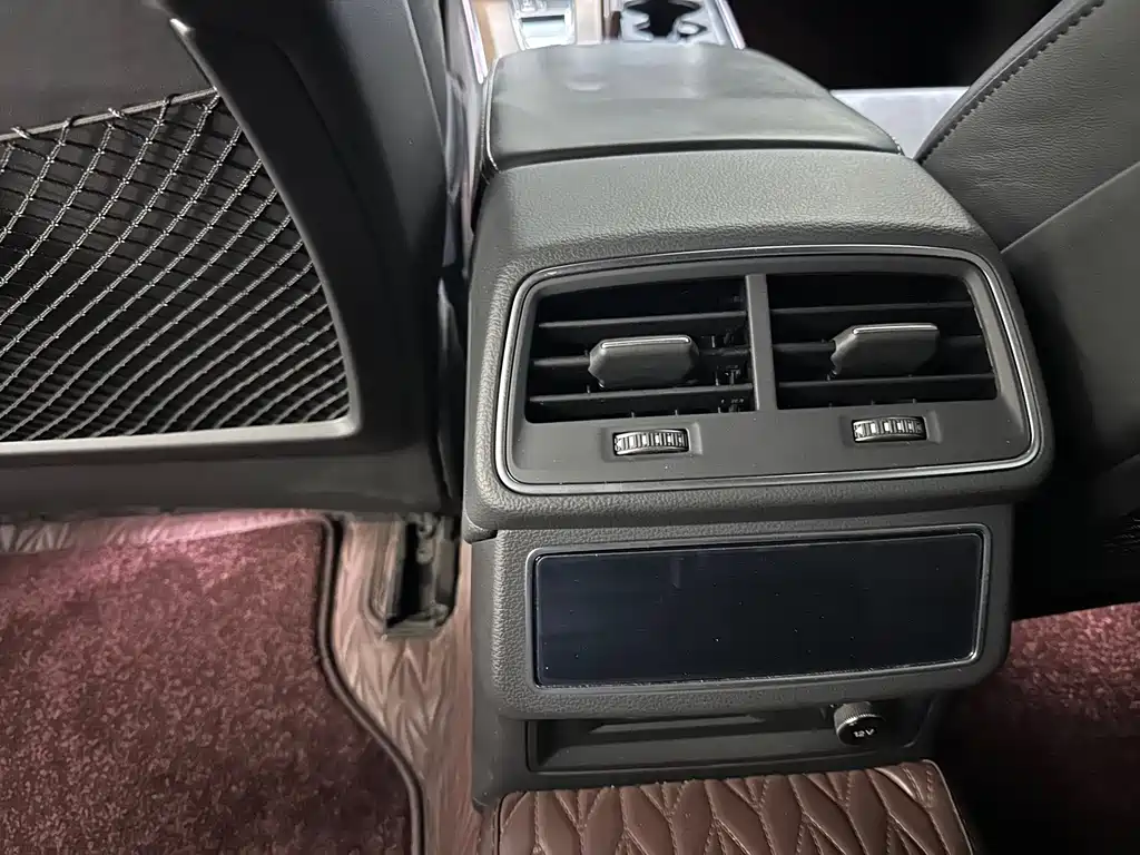 Audi A6L 2023 — фото 14