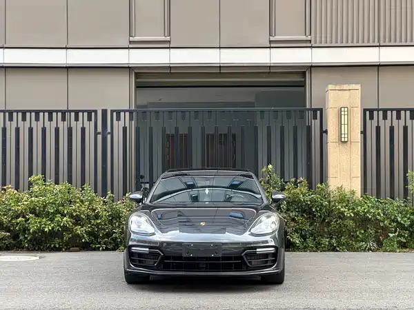 Porsche Panamera 2017