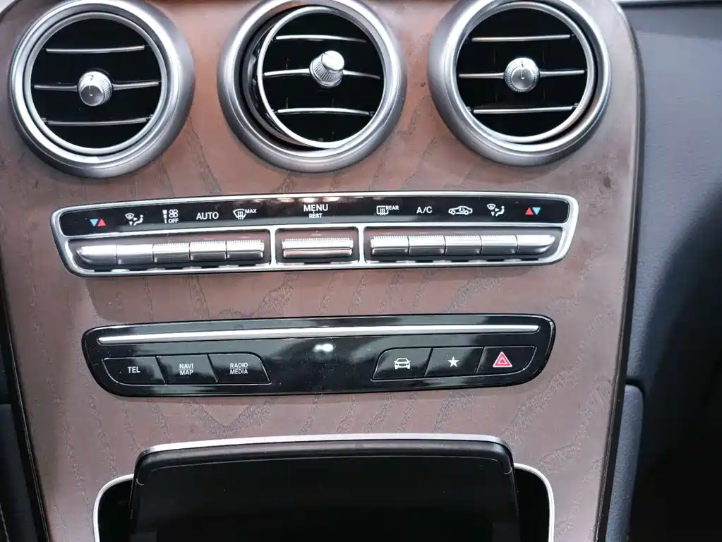 Mercedes-Benz GLC 2022 — фото 14