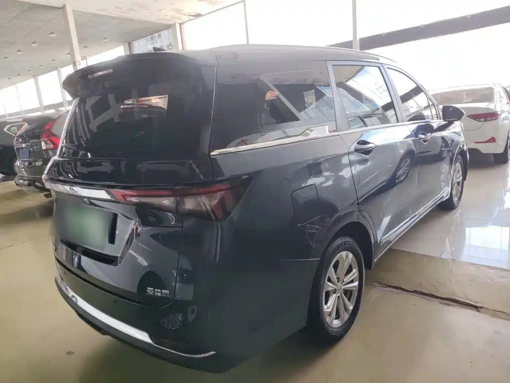 Wuling Jiachen 2022