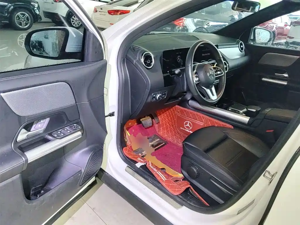 Mercedes-Benz GLA 2022 — фото 16