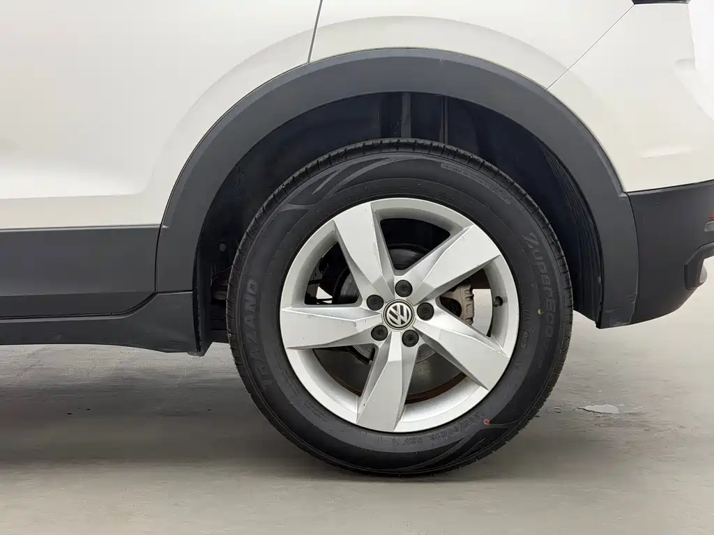 Volkswagen T-Cross 2020 — фото 18