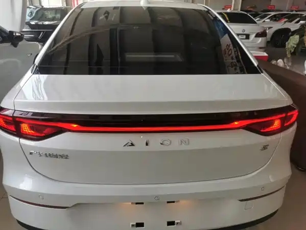 Aion S 2023