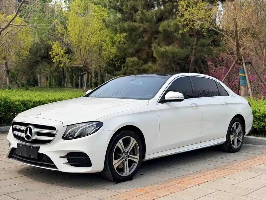 Mercedes-Benz E-Class 2019 — фото 1