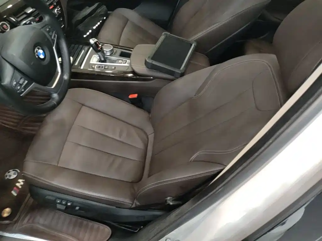 BMW X5 2017 — фото 15