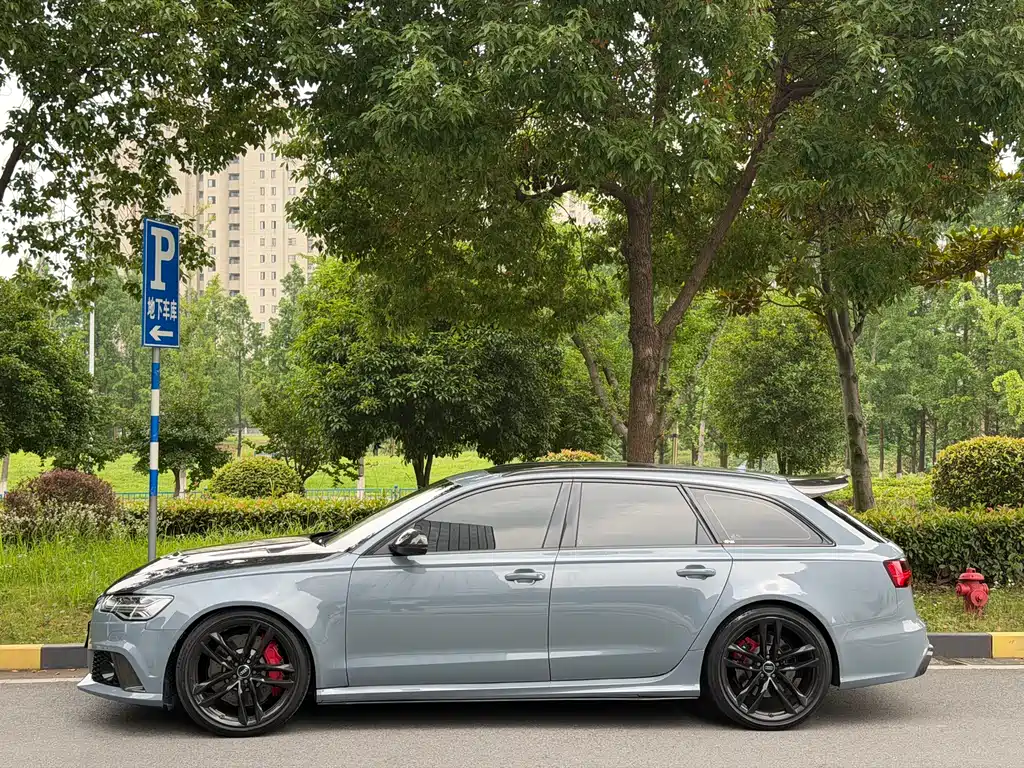 Audi RS 6 2016 — фото 3