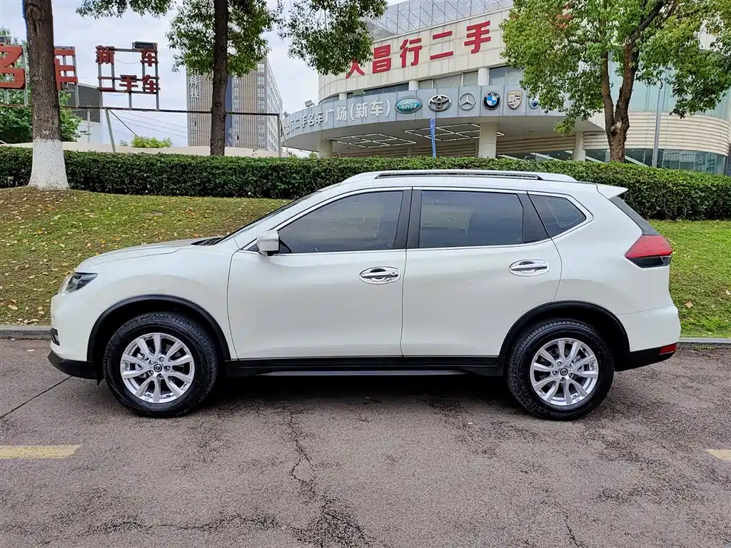 Nissan X-Trail 2022