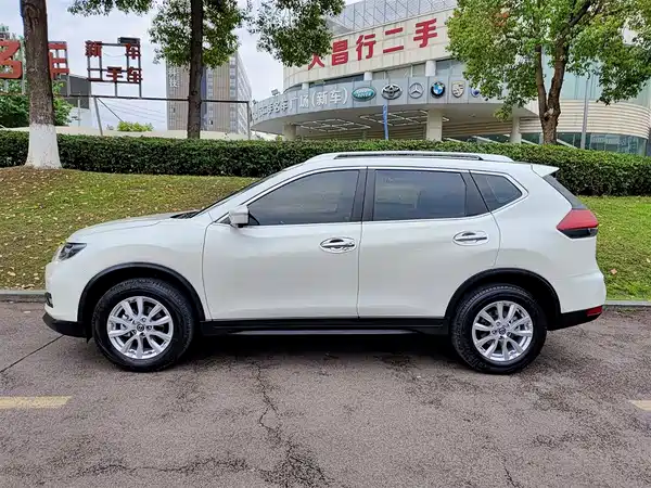 Nissan X-Trail 2022