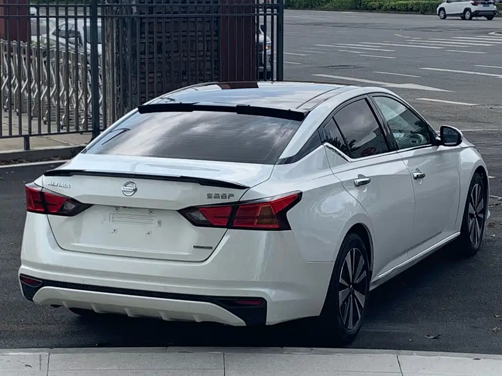 Nissan Teana 2021 — фото 15