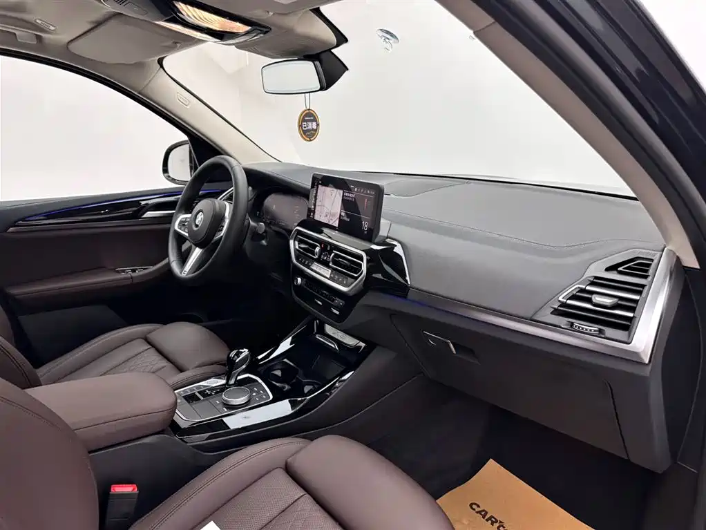 BMW X3 2022 — фото 11