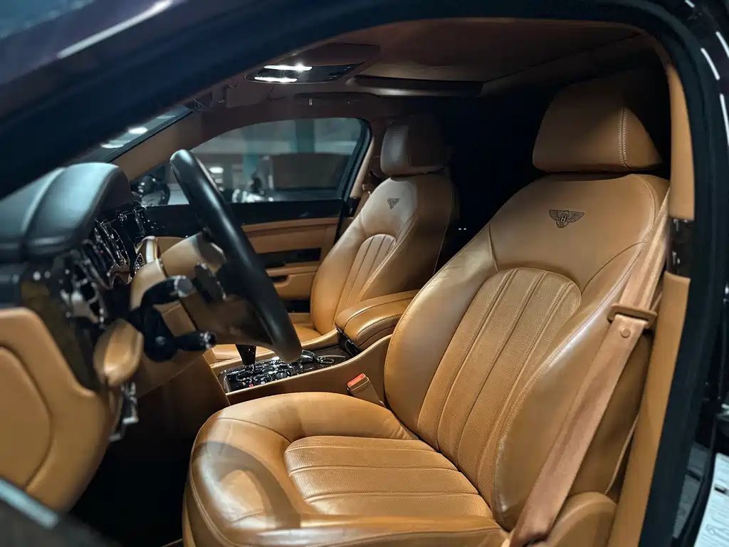 Bentley Mulsanne 2015 — фото 5