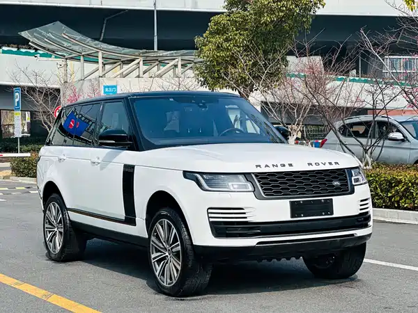 Land Rover Range Rover 2023