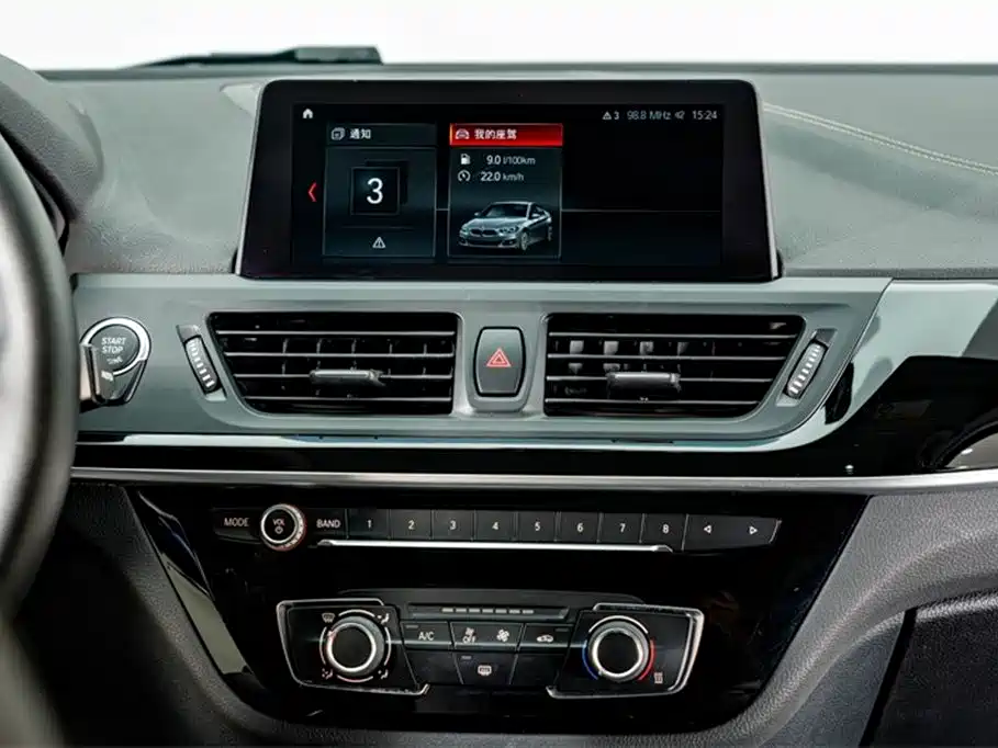 BMW 1 Series 2020 — фото 13