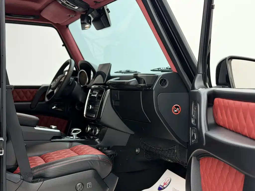 Mercedes-Benz G-Class 2018 — фото 16