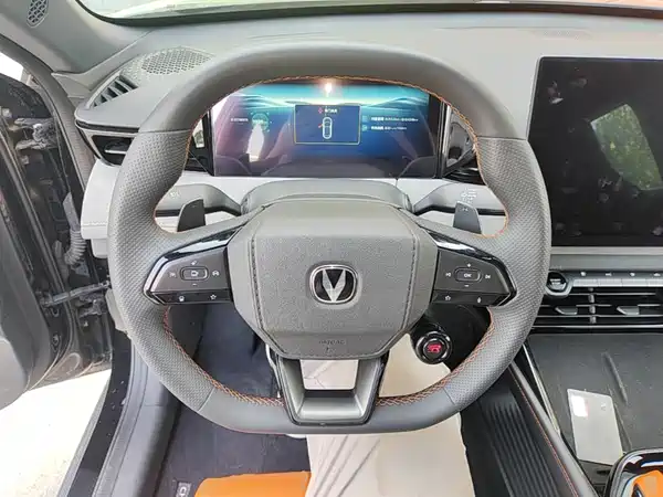 Changan UNI-V 2025