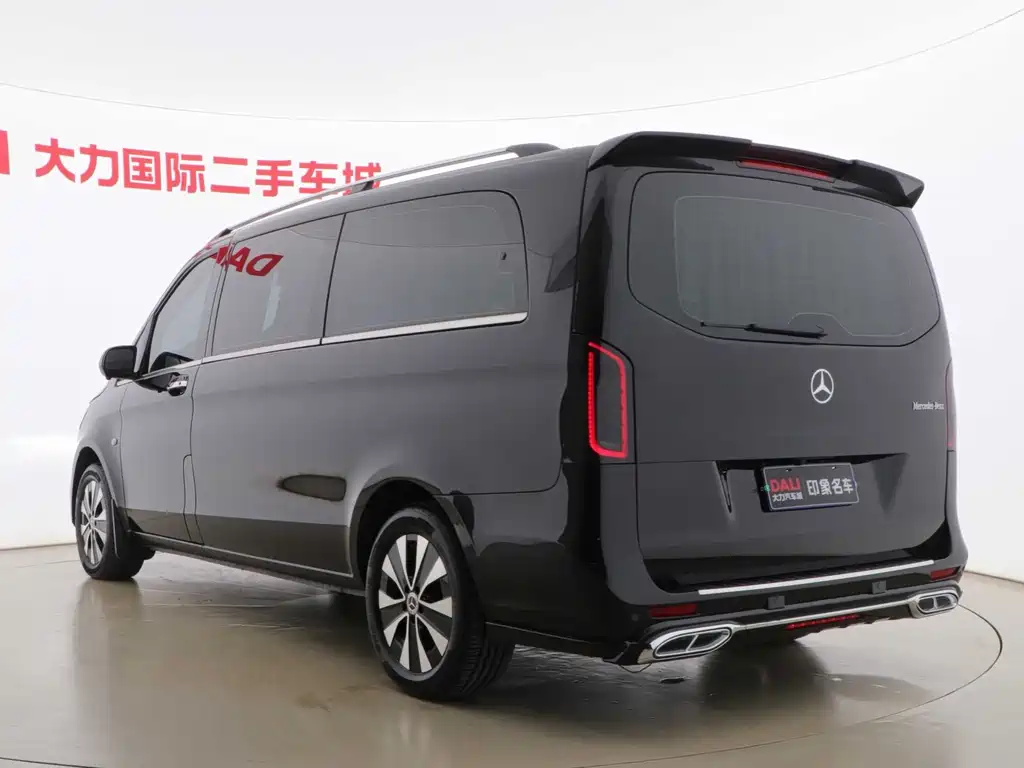 Mercedes-Benz Vito 2023 — фото 24