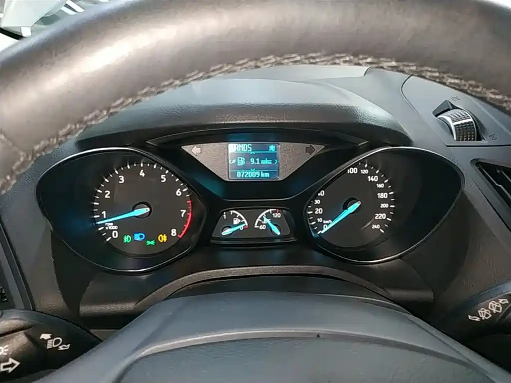 Ford Kuga 2018 — фото 12
