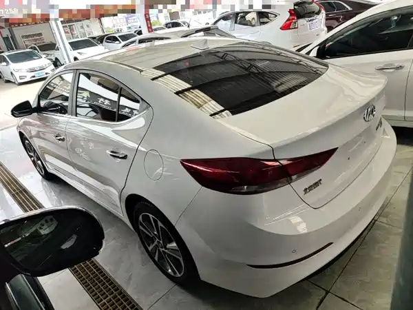 Hyundai Celesta 2016