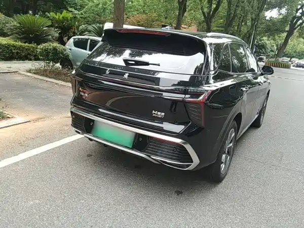 Hongqi HS3 PHEV 2024