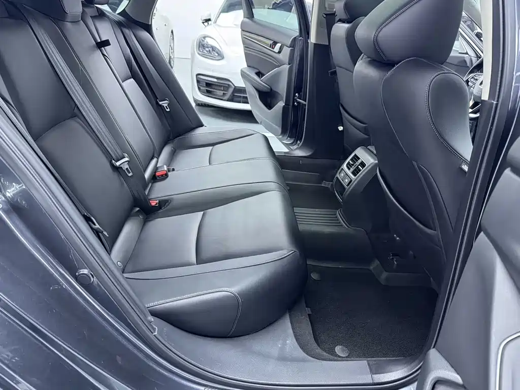 Honda Accord 2022 — фото 14