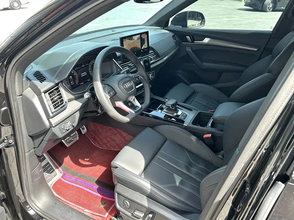 Audi Q5L 2025