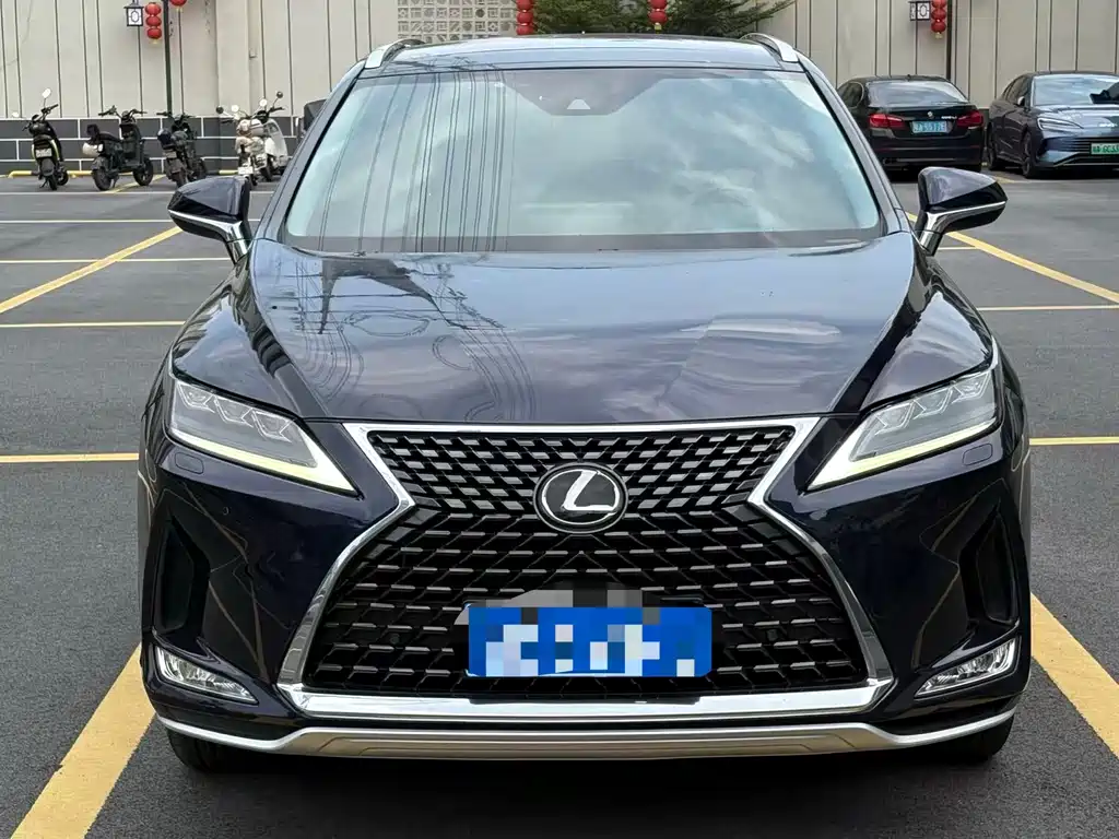 Lexus RX 2022