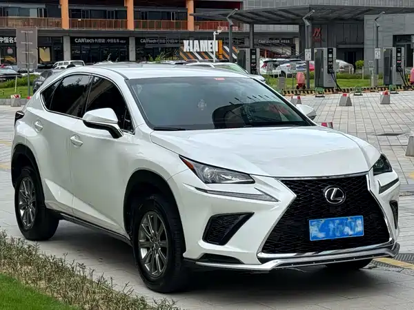 Lexus NX 2015