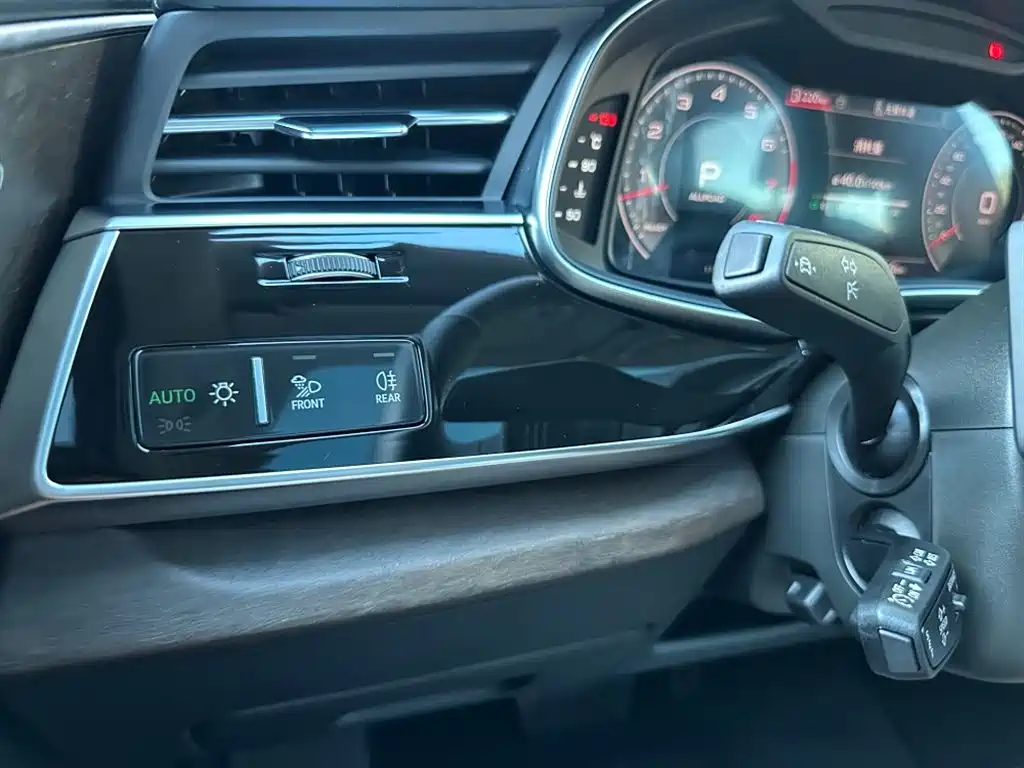 Audi Q7 2026 — фото 17