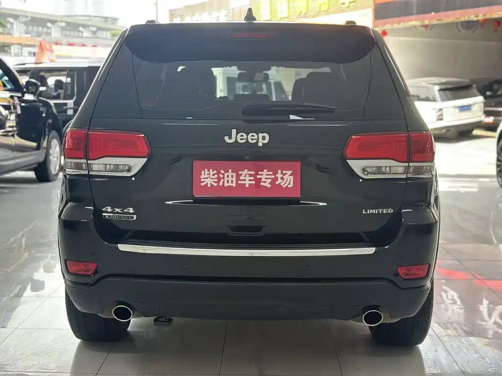 Jeep Grand Cherokee 2016 — фото 5