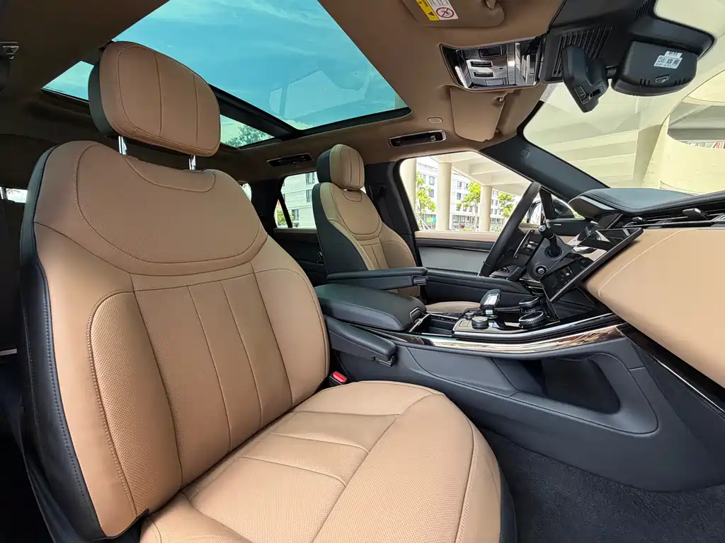 Land Rover Range Rover Sport 2024 — фото 16