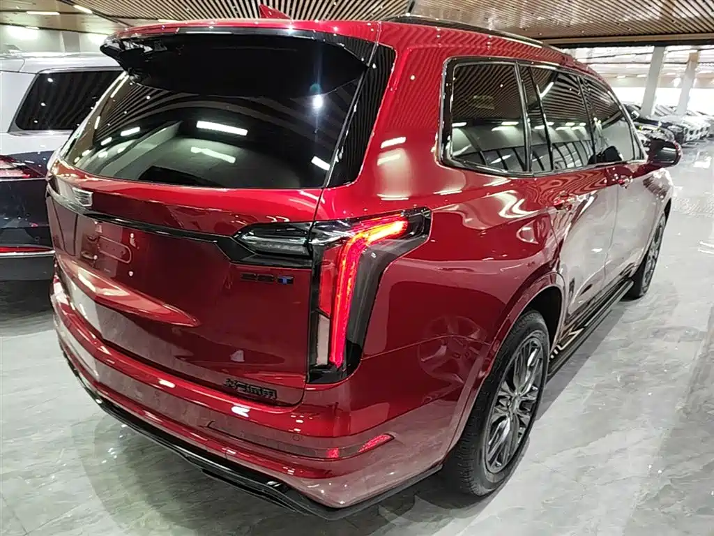 Cadillac XT6 2024 — фото 7