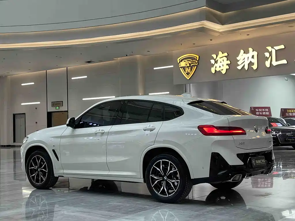 BMW X4 2024 — фото 3