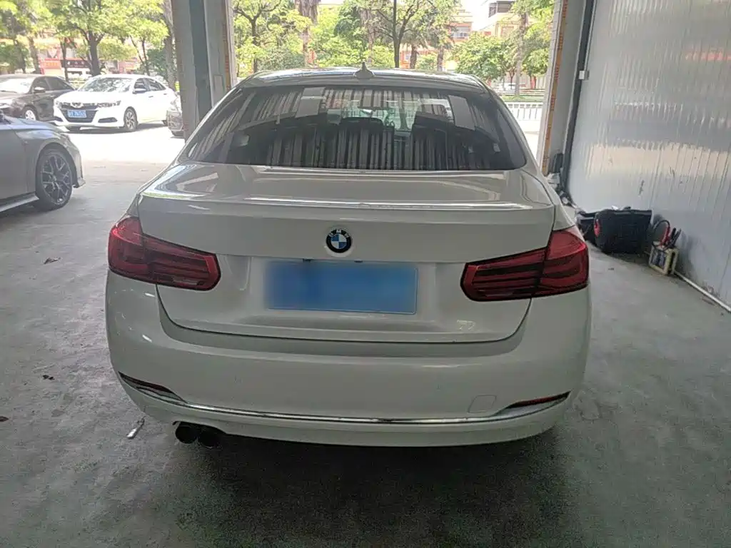 BMW 3 Series 2017