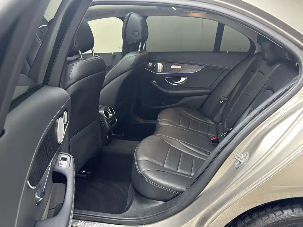Mercedes-Benz C-Class 2020 — фото 11