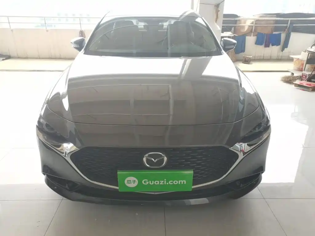 Mazda 3 Axela 2023
