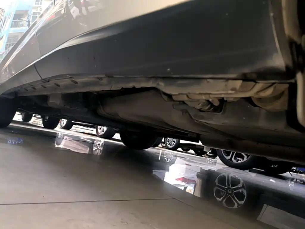 Lexus NX 2017 — фото 22